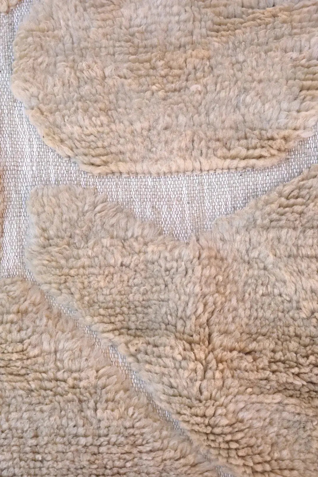 Tappeto Berbero Beni Ouarain Bianco Moderno a Rilievi Qualità Superiore - 310 x 256 cm Néda