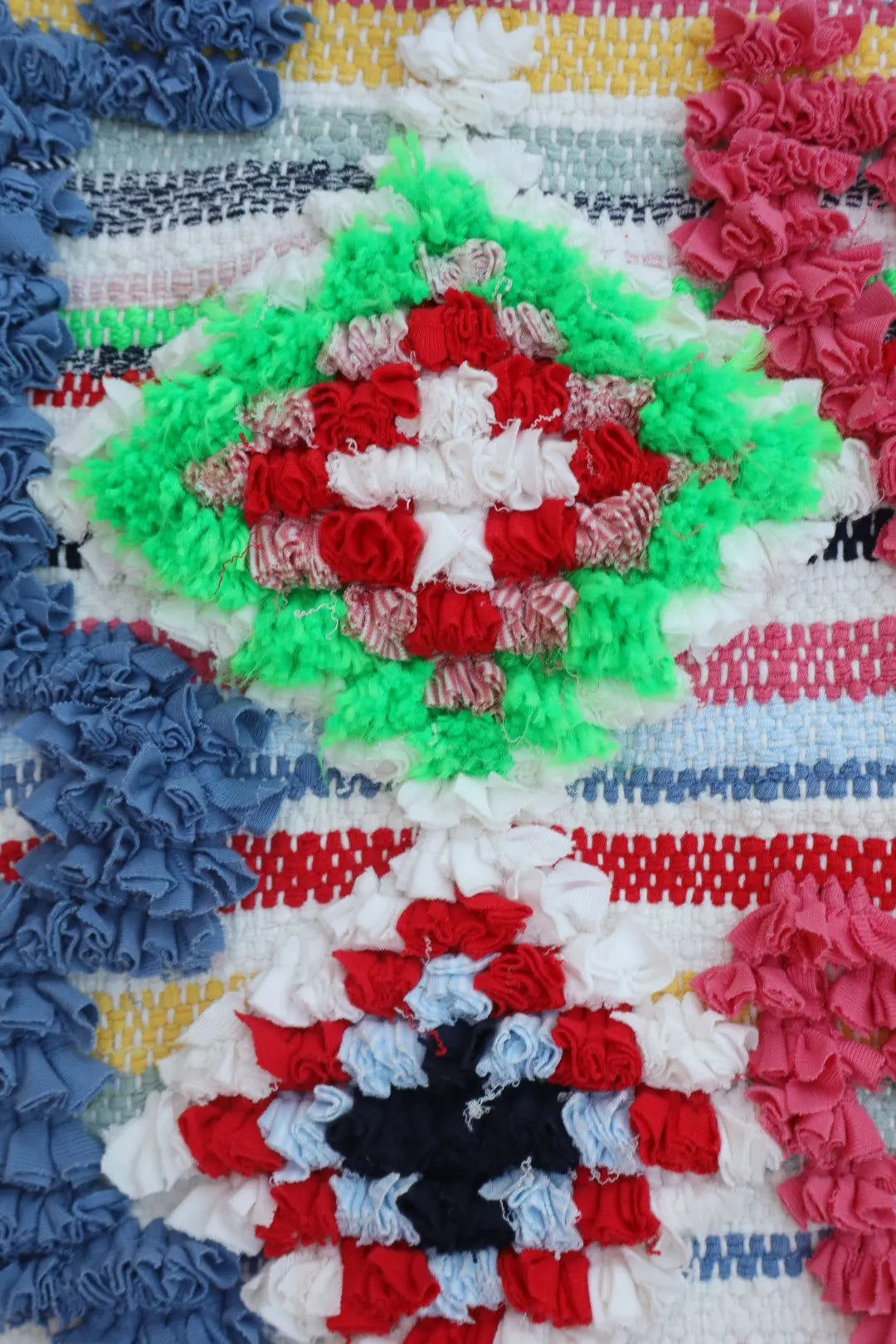 Tapis Berbère Boucherouite Coloré – Coton recyclé et lavable - 62 x 120 cm Néda