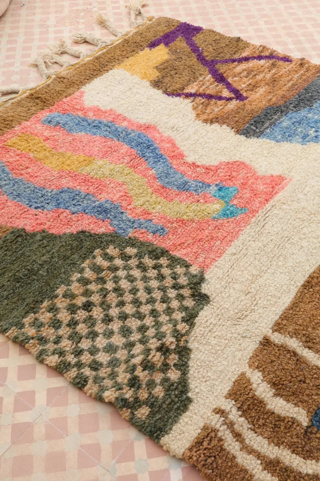 Tapis Berbère Abstrait Coloré Béni Ouarain Qualité Supérieure - 208 x 153 cm Néda