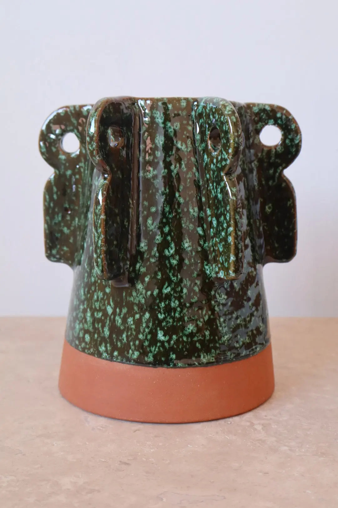 Vase Sculptural Bi Matières Vert Moucheté- SABI Néda