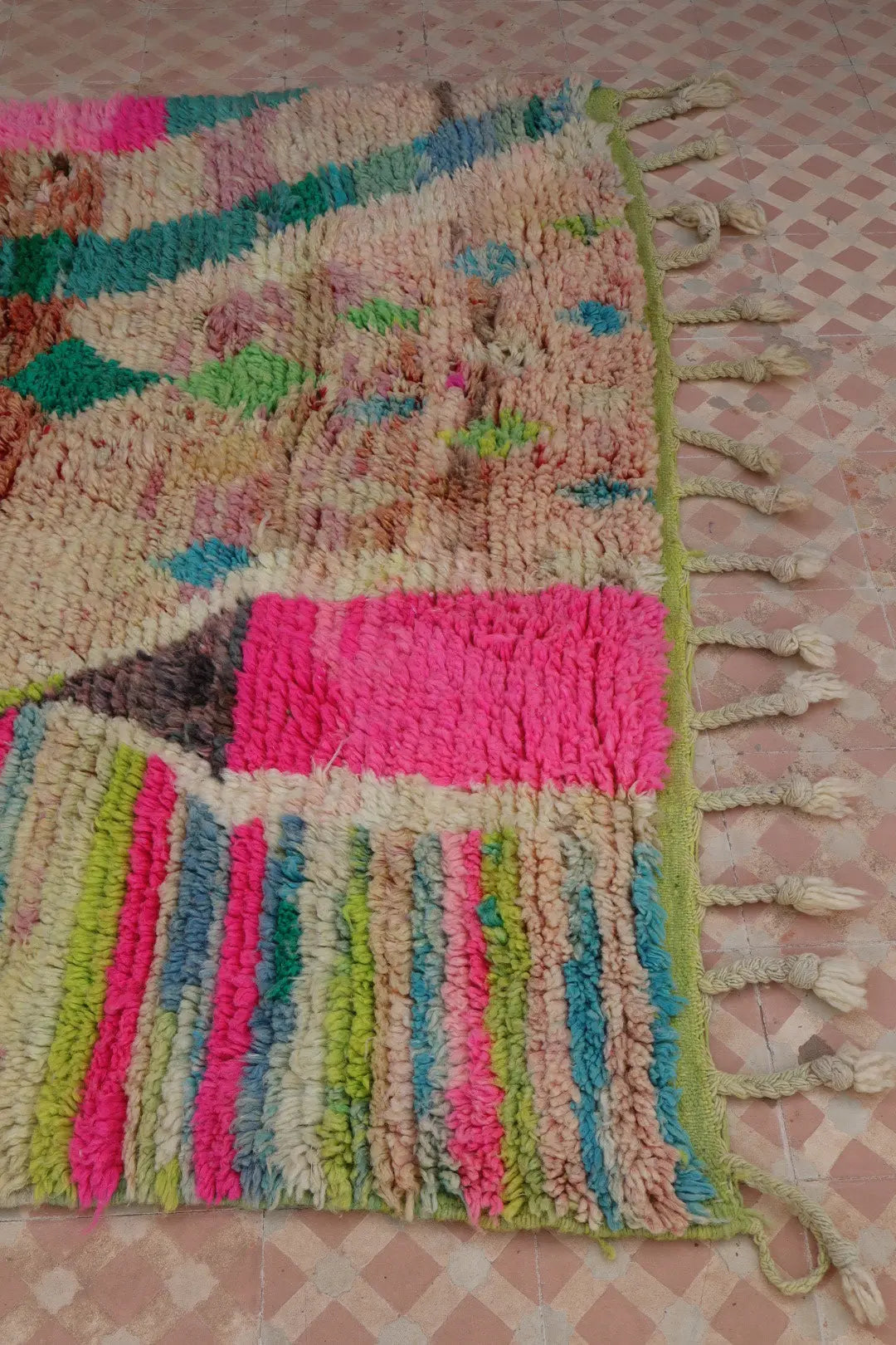 Tapis Berbère Boujad Coloré et Fluo - 258 x 168 cm Néda