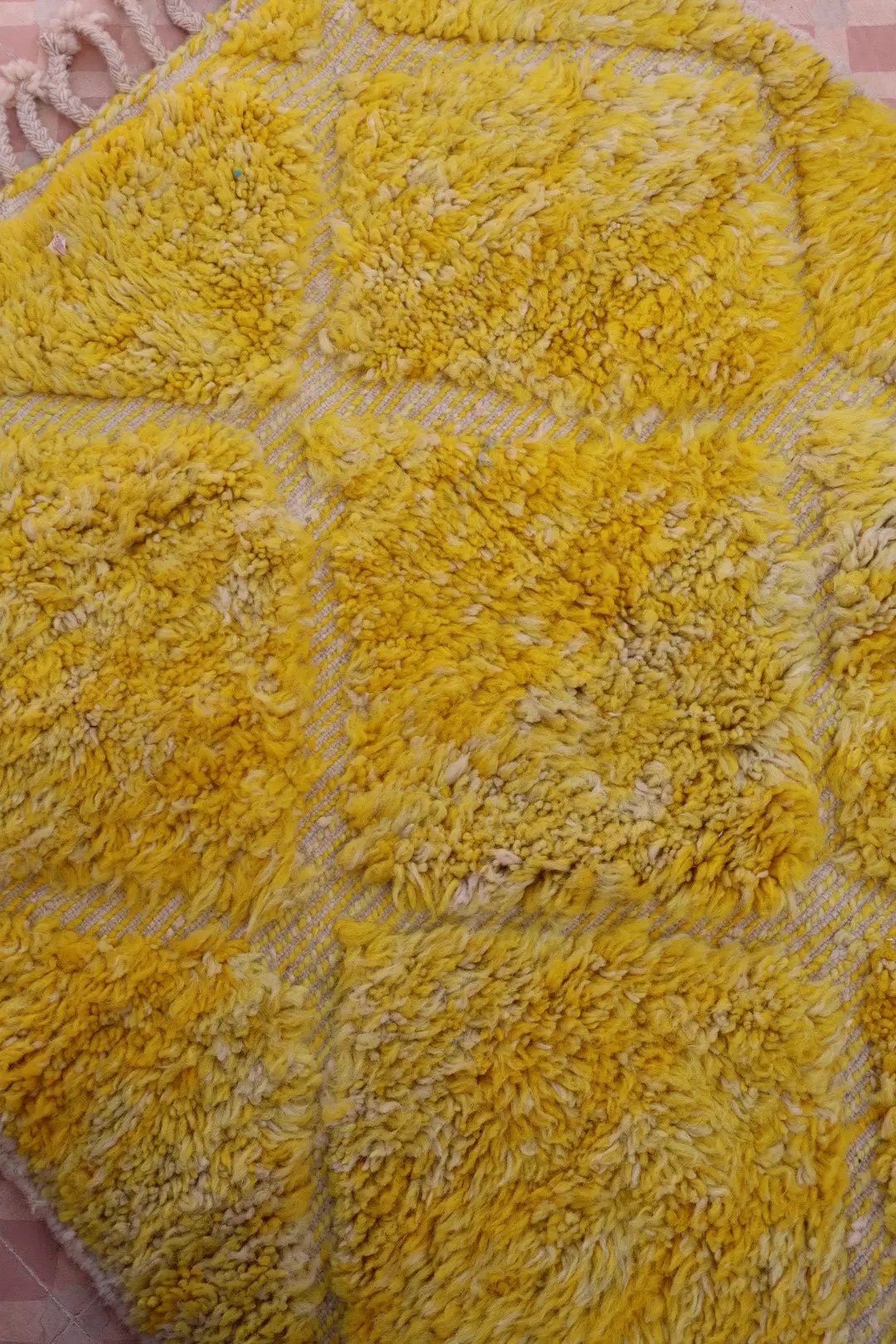 Tapis Berbère Jaune Béni Ouarain- 138 x 106 cm Néda