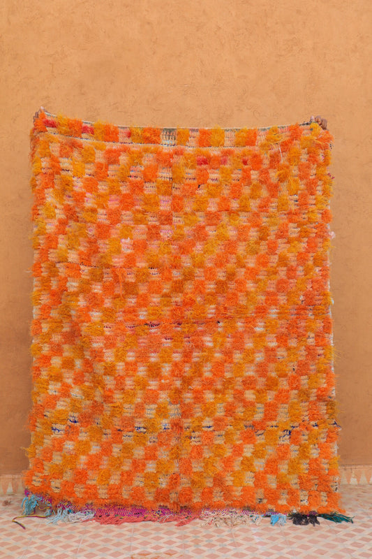 Tapis Berbère Boucherouite Azilal à Damiers Orange- 175 x 136 cm