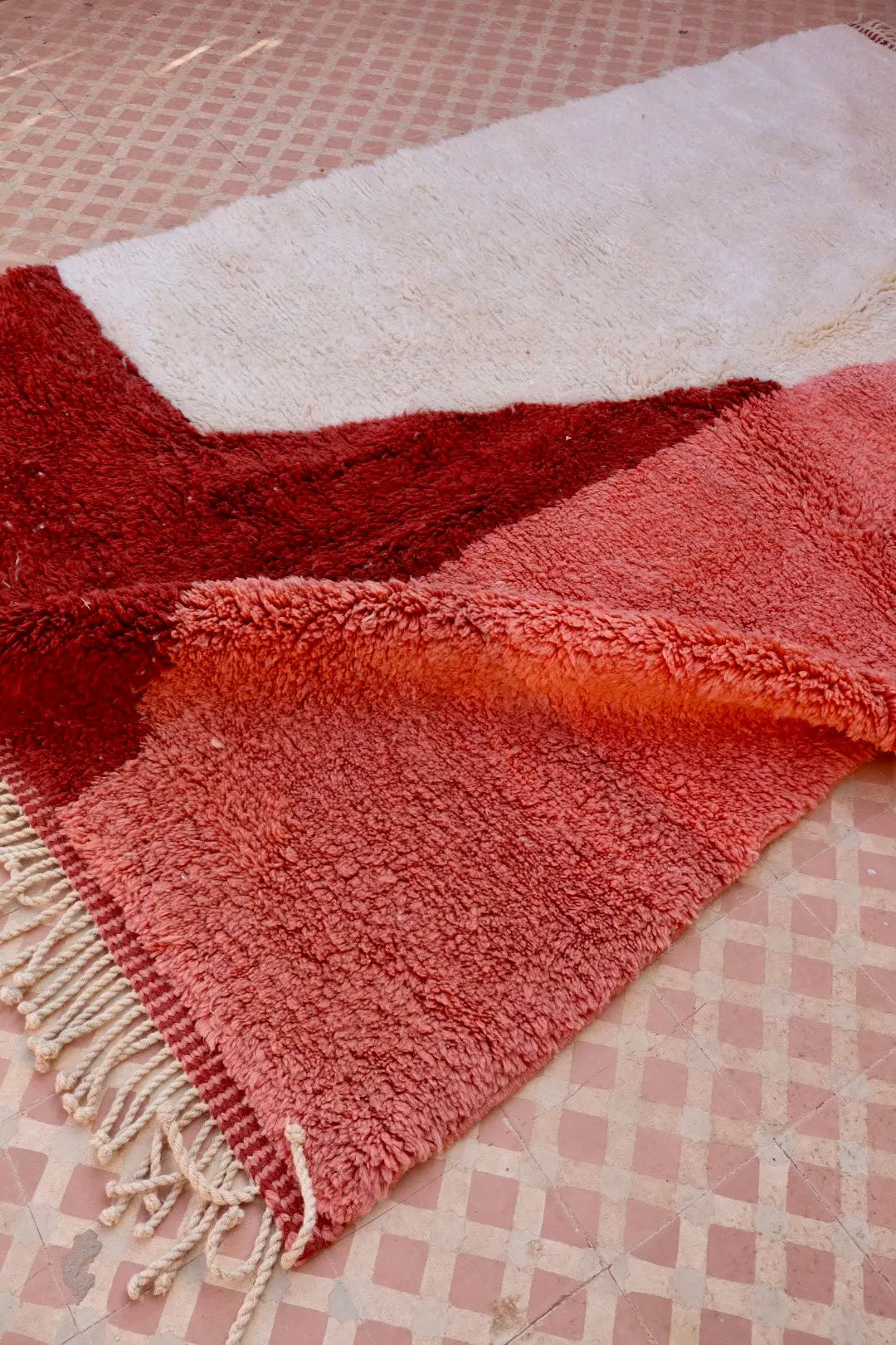 Tapis Berbère Coloré Contemporain Marron & Rose Qualité Supérieure - 260 x 155 cm Néda