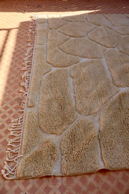 Tapis Berbère Béni Ouarain Blanc Moderne à Reliefs Qualité Supérieure- 310 x 256 cm Néda