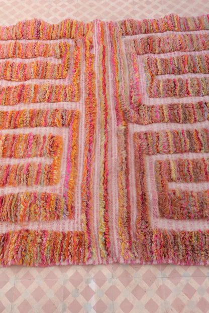 Tapis Berbère Rose Coloré Béni Ouarain- 233 x 151 cm Néda