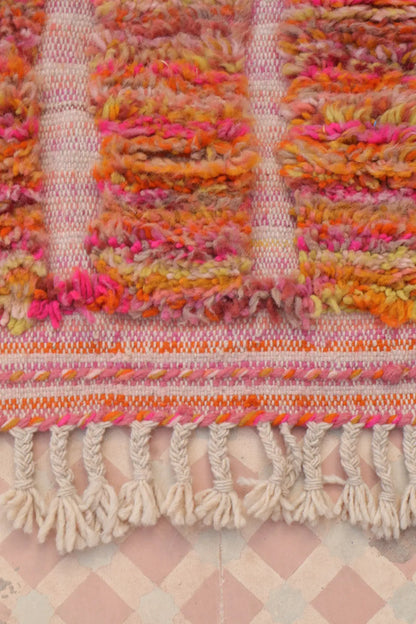 Tapis Berbère Rose Coloré Béni Ouarain- 233 x 151 cm Néda