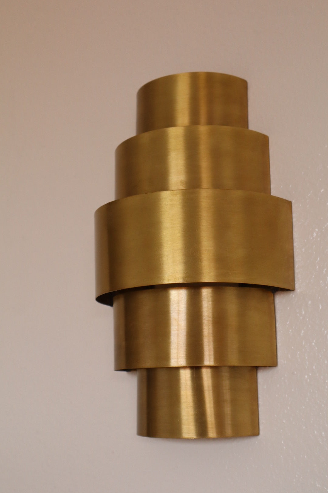 Brass wall light - "Bella"