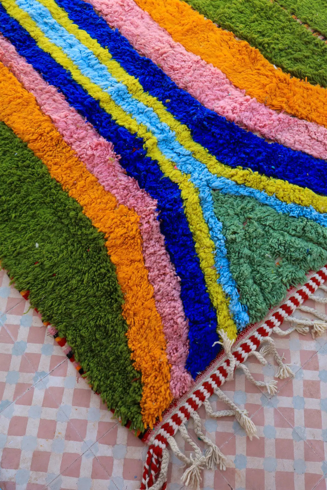 Tapis Berbère Béni Ouarain Moderne Coloré  À Reliefs - Néda