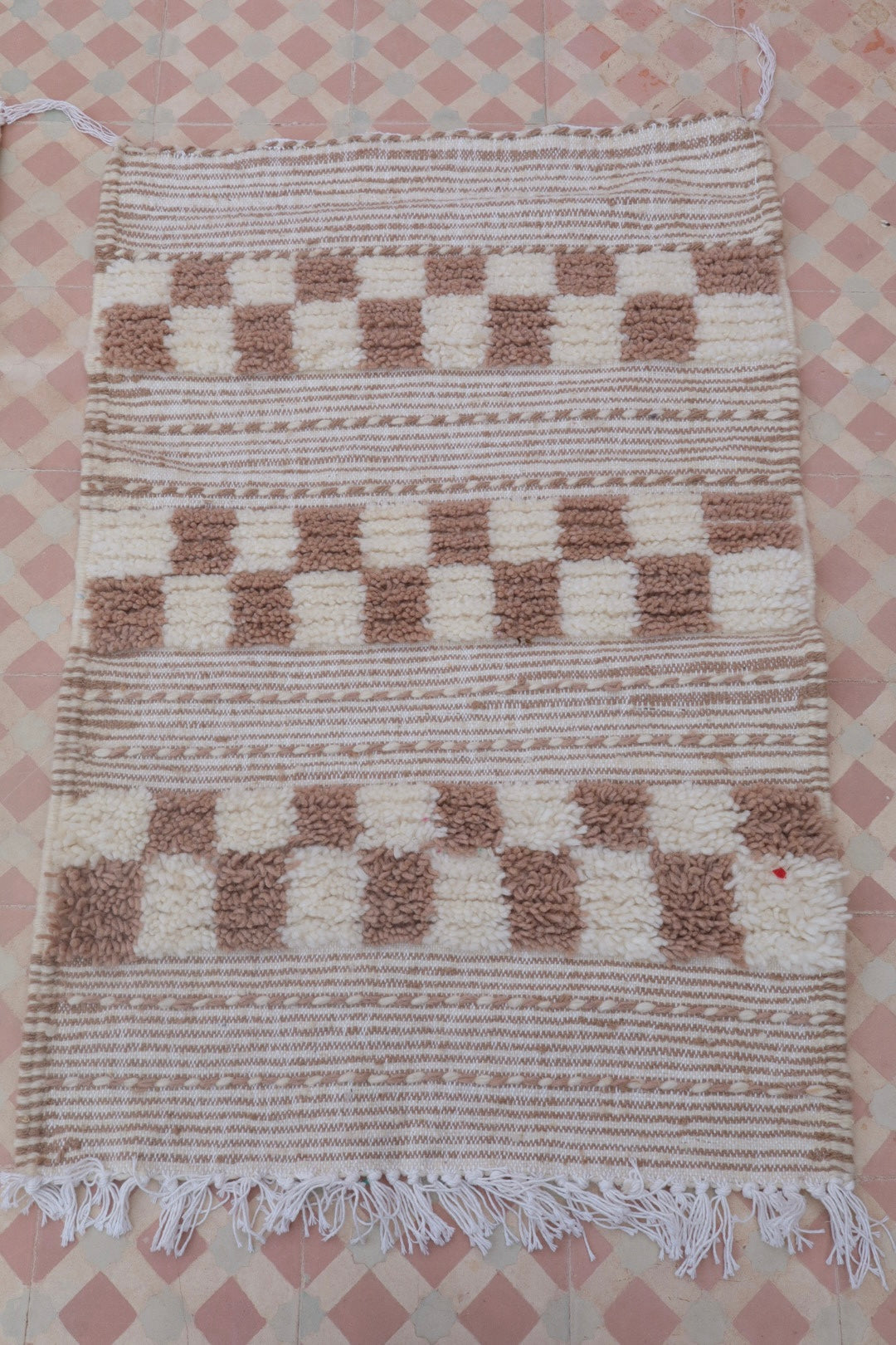 Par de alfombras bereberes Kilim Zanafi Damier Beige/Blanco - Alfombras de cama 