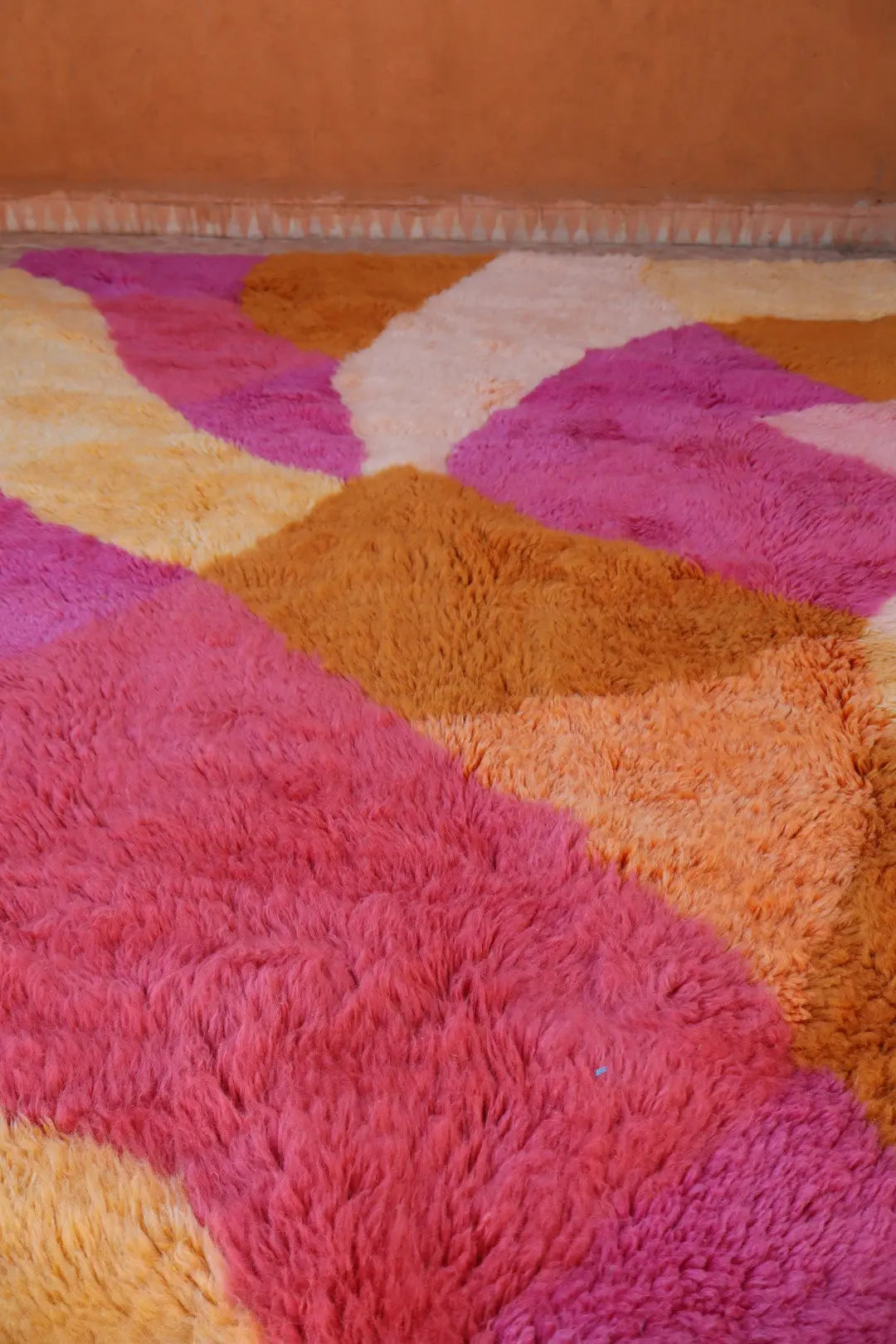 Tapis Berbère Mrirt « Sun Kissed » Les Dessins de Néda - 200 x 300 cm Néda