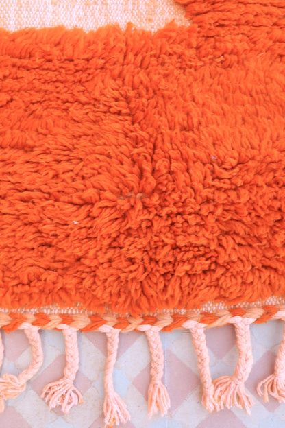 Tapis Berbère Béni Ouarain Moderne Orange Destructuré - 214 x 167 cm