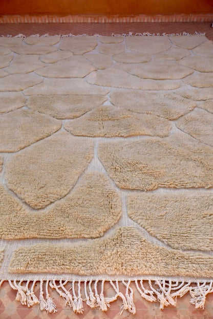 Tapis Berbère Béni Ouarain Blanc Moderne à Reliefs Qualité Supérieure- 310 x 256 cm Néda