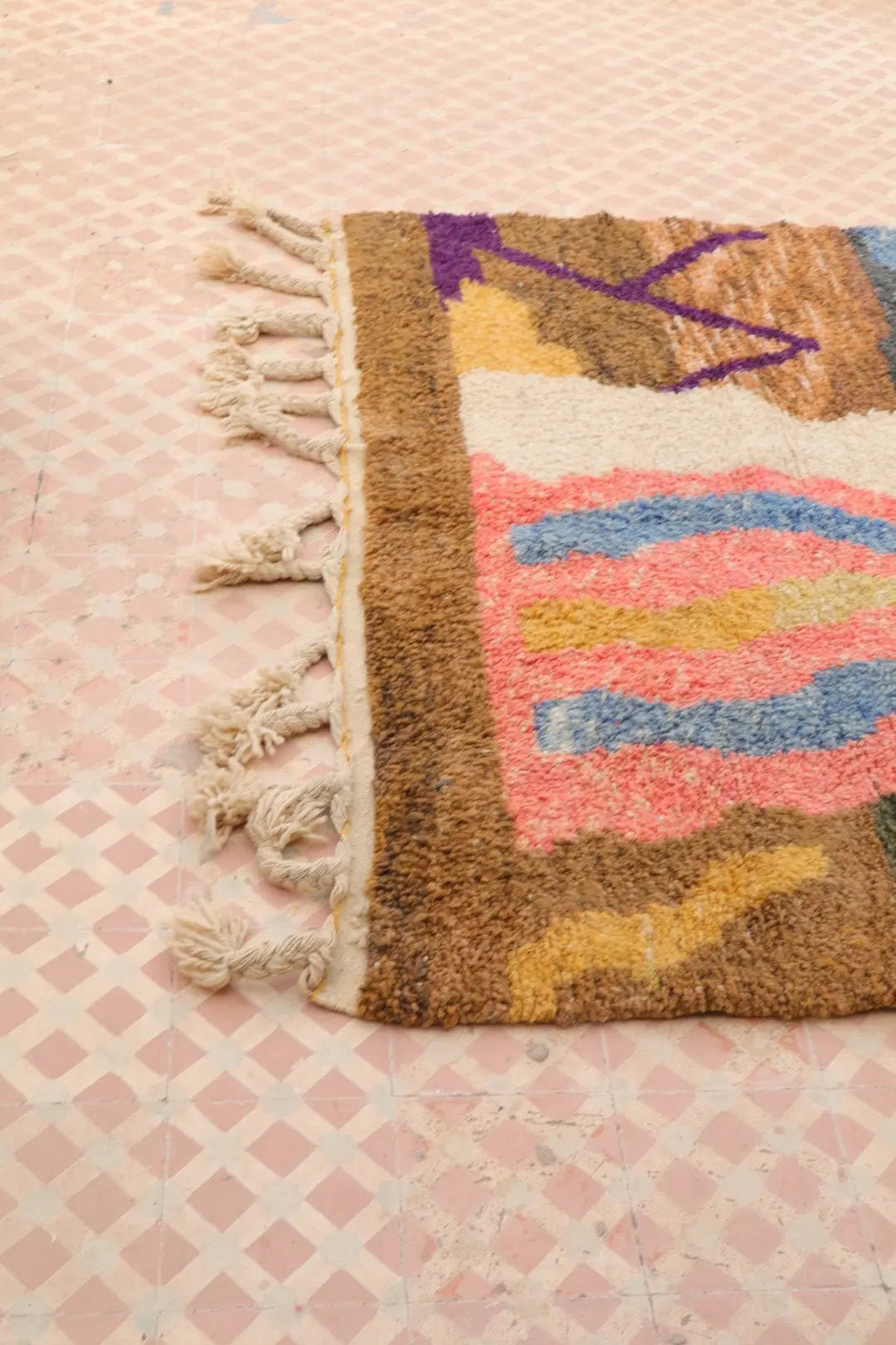 Tapis Berbère Abstrait Coloré Béni Ouarain Qualité Supérieure - 208 x 153 cm Néda