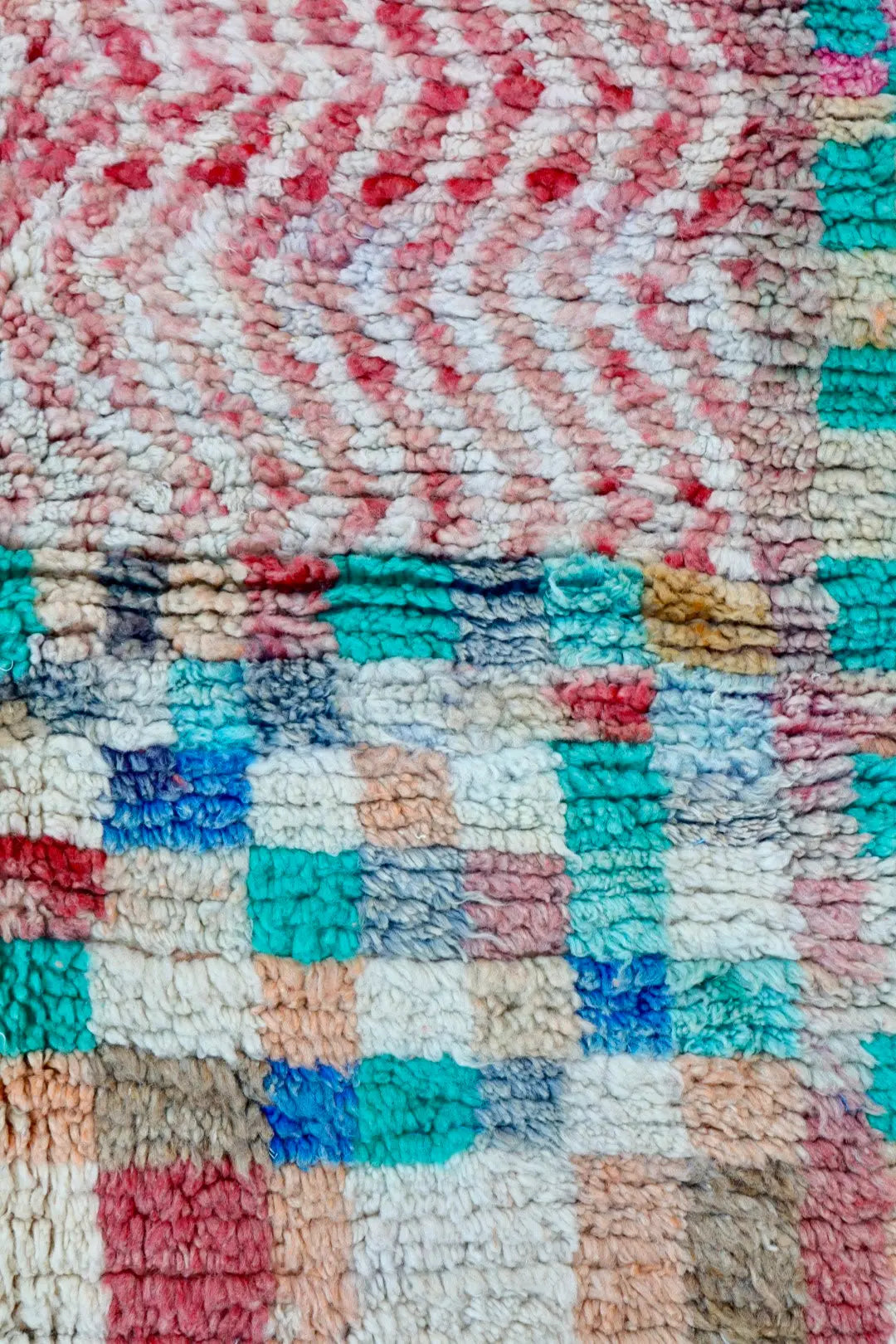 Tapis Berbère Boujad Motifs Colorés - 253 x 151 cm Néda