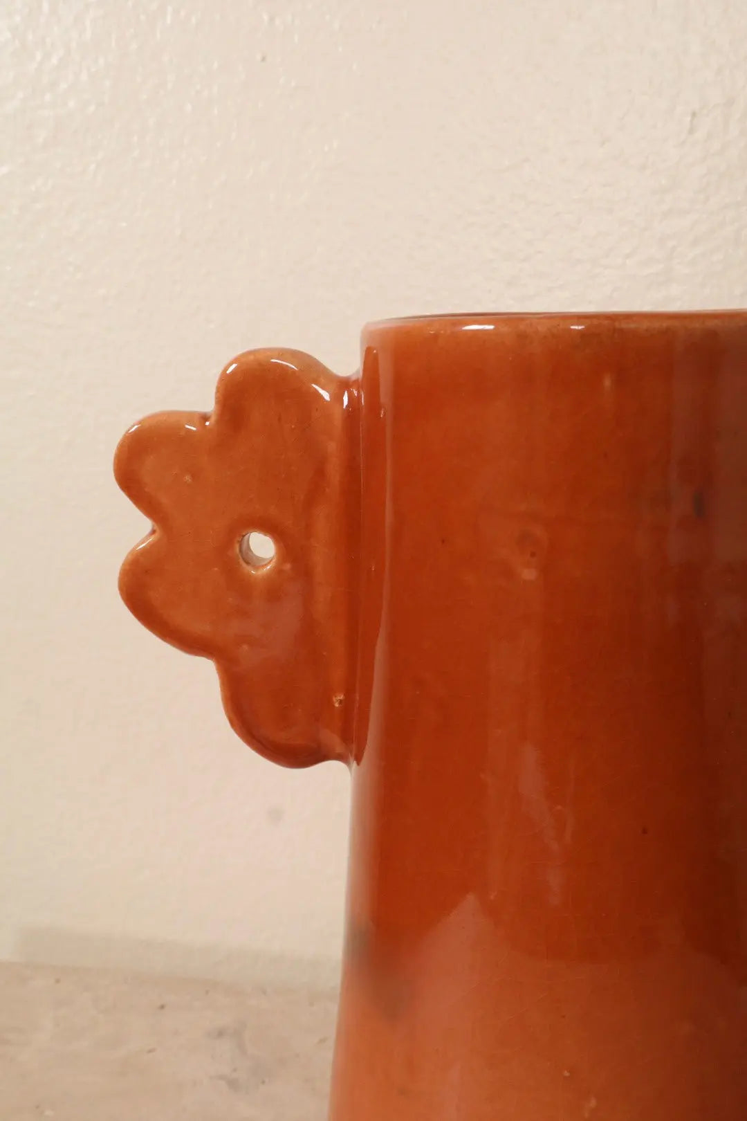 Vase Abstrait en Céramique Terracotta Fait-Main Fleurs - DAISY © Néda