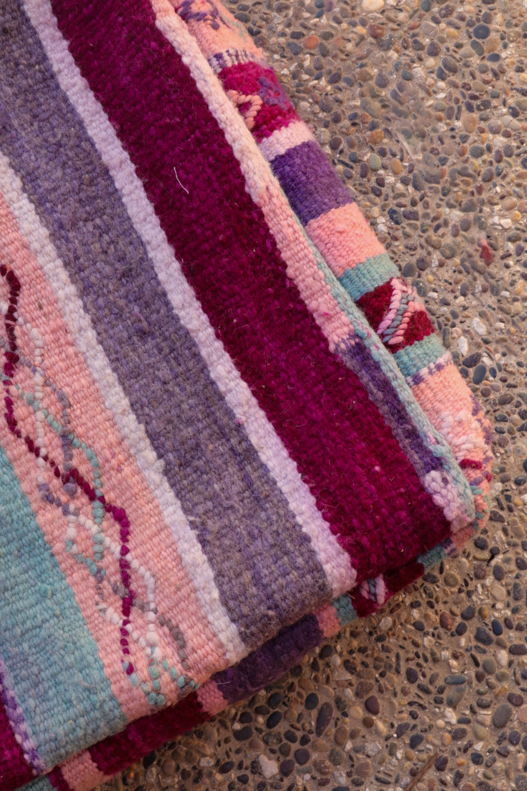 Puf bereber de colores Kilim Azul violeta