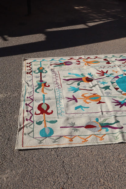 Tapis Kilim Suzani Blanc Bleu Multicolore – 240x 170 cm Néda