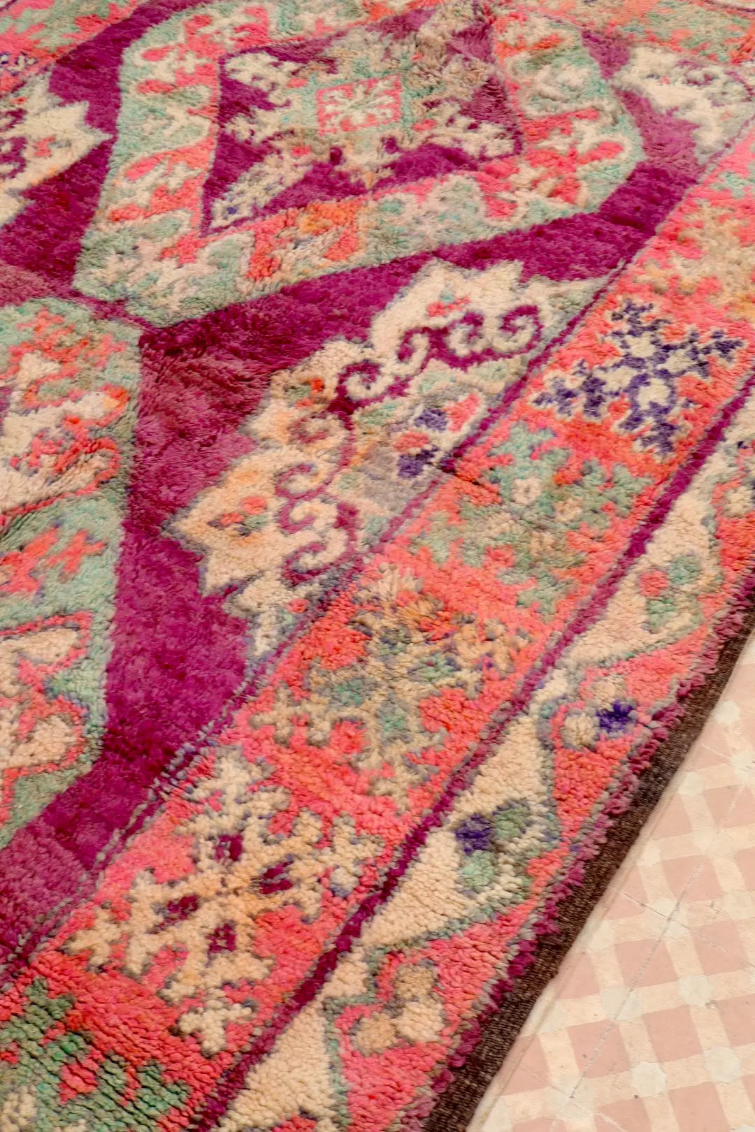 Tapis Berbère Boujaad Antique Violet Rose - 340 x 200 cm Néda