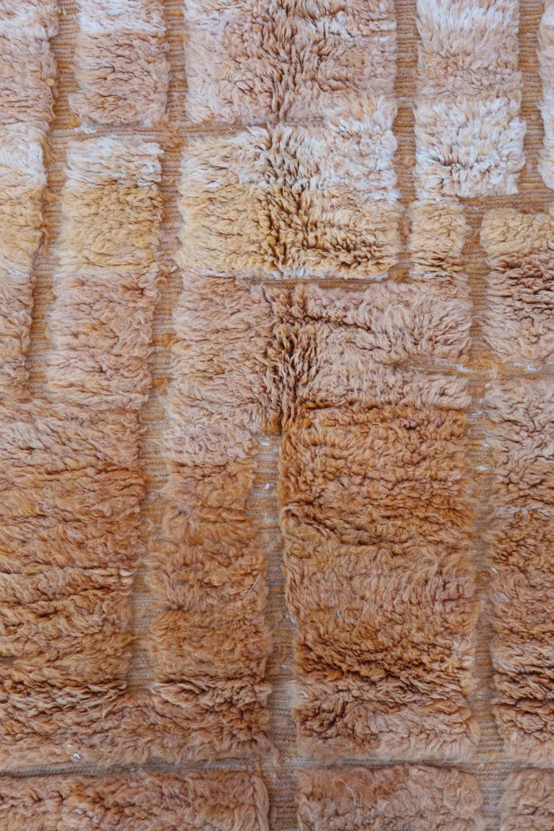 Tapis Berbère Orange Pêche Béni Ouarain Qualité Supérieure - 249 x 156 Néda