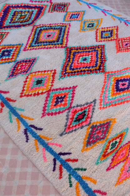 Tapis Berbère Azilal Colorés Motifs Multicolores et Fluo- 262 x 191 cm Néda