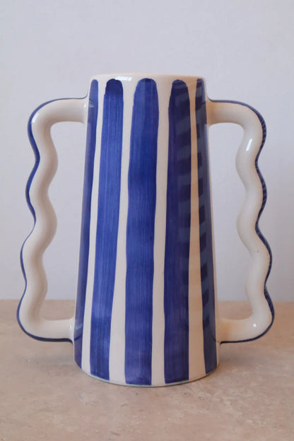 Vase abstrait en céramique à rayures Bleu Majorelle et blanches Néda