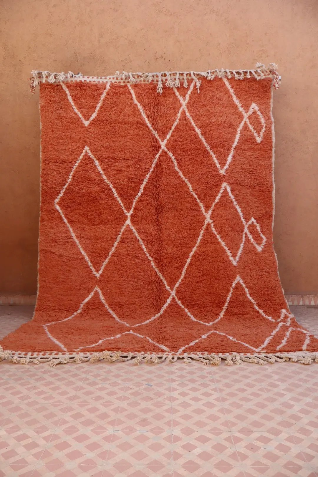 Tapis Berbère Coloré Terracotta et Blanc Béni Ouarain- 288 x 195 cm Néda