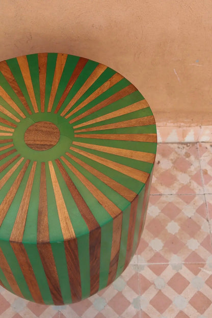 Mesa Auxiliar Circular Rayada Verde y Madera en Marquetería de Madera y Resina- SOLIS Néda