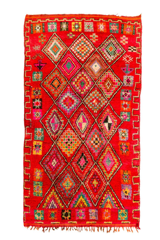 Tapis berbère marocain coloré boujad ancien vintage rouge vif à motif multicolores fait-main bohème chic
