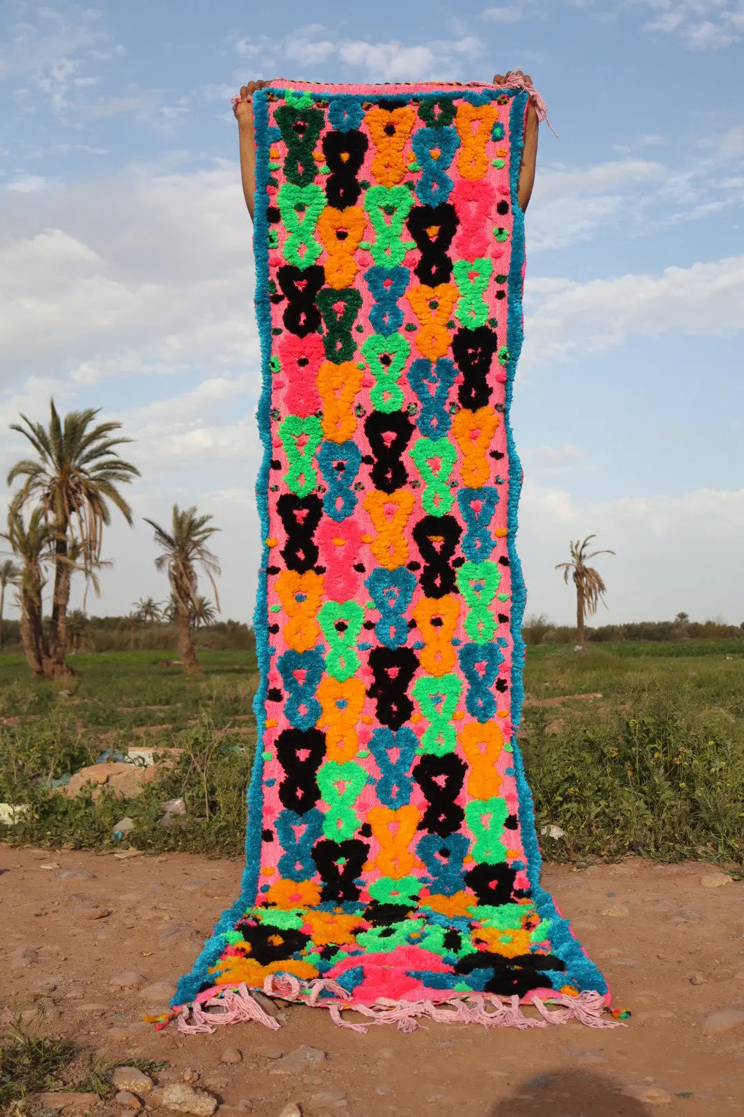 Tapis Berbère Couloir Azilal Rose à Motifs Reliefs Multicolores -293  x 70 cm Néda