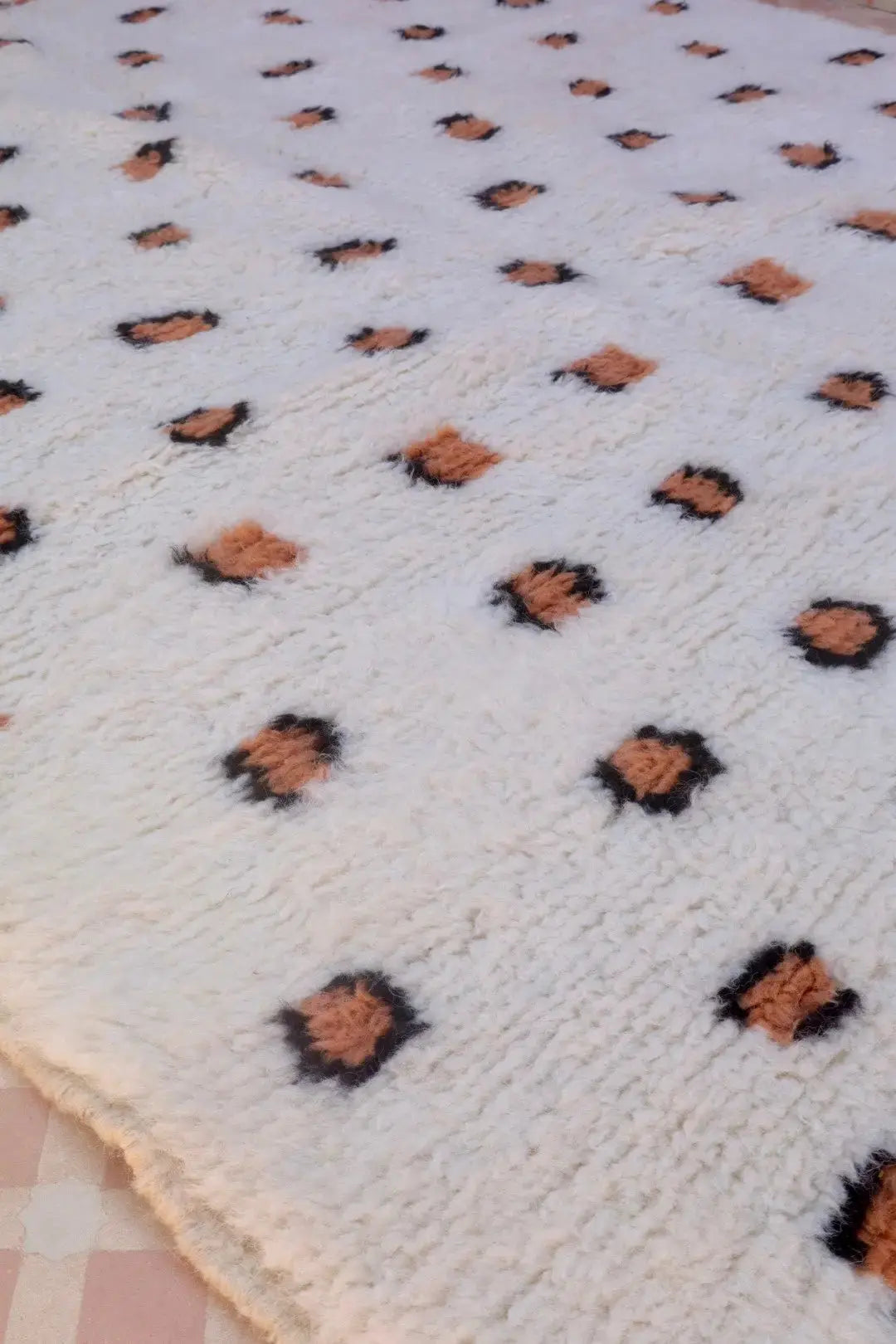 Alfombra bereber con motivos de leopardo Beni Ouarain Néda