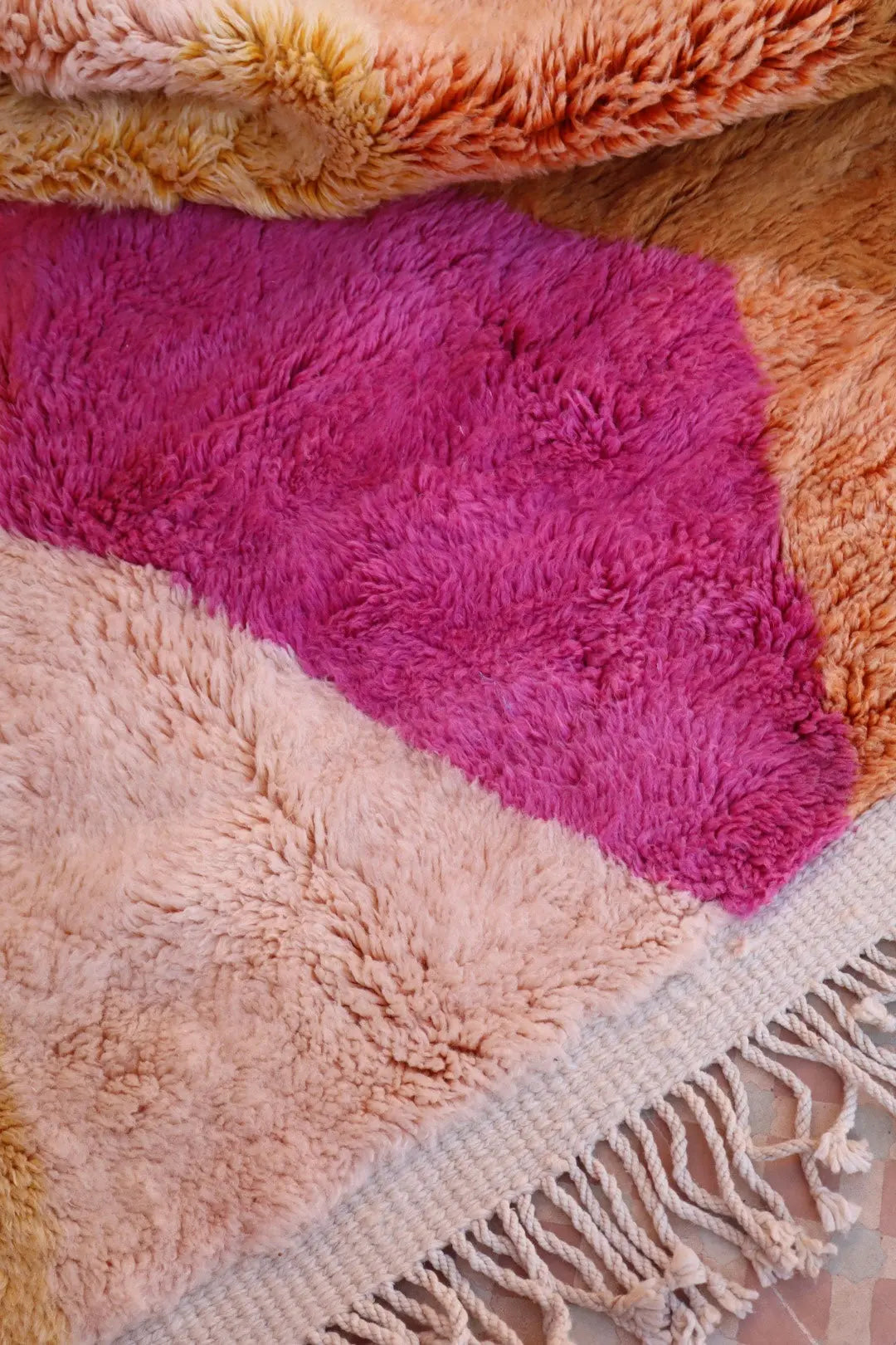 Tapis Berbère Mrirt « Sun Kissed » Les Dessins de Néda - 200 x 300 cm Néda