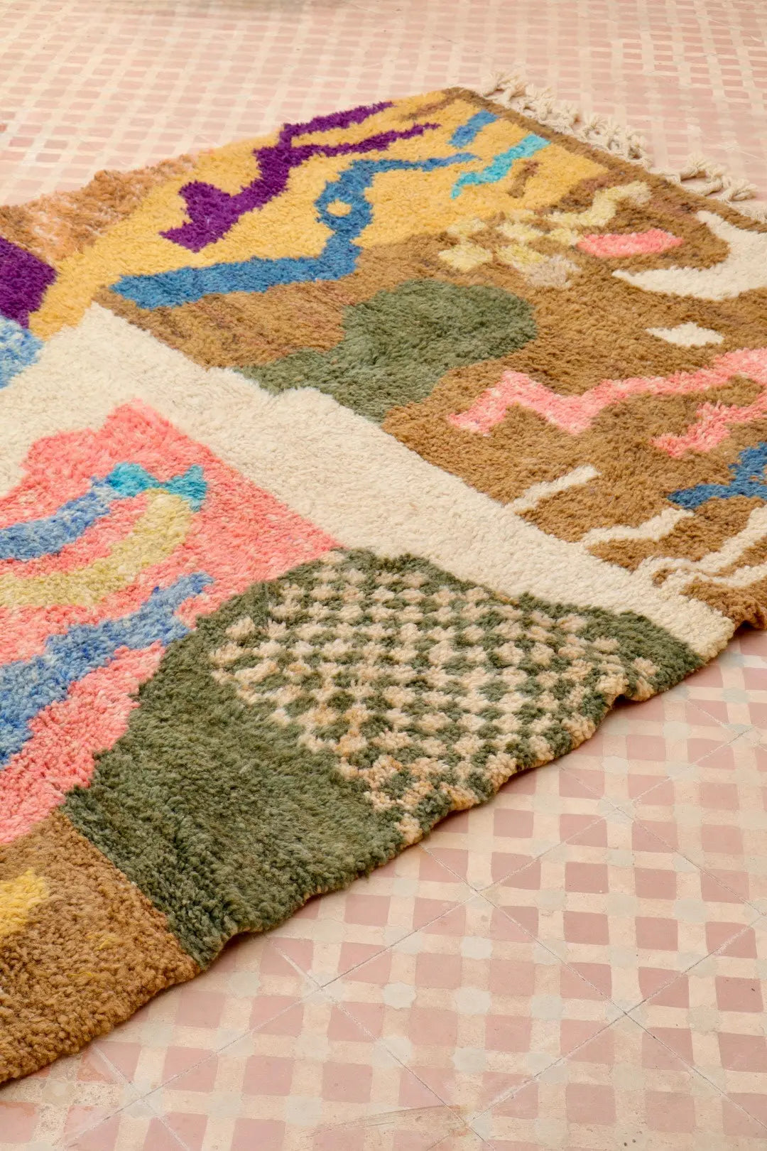 Tapis Berbère Abstrait Coloré Béni Ouarain Qualité Supérieure - 208 x 153 cm Néda