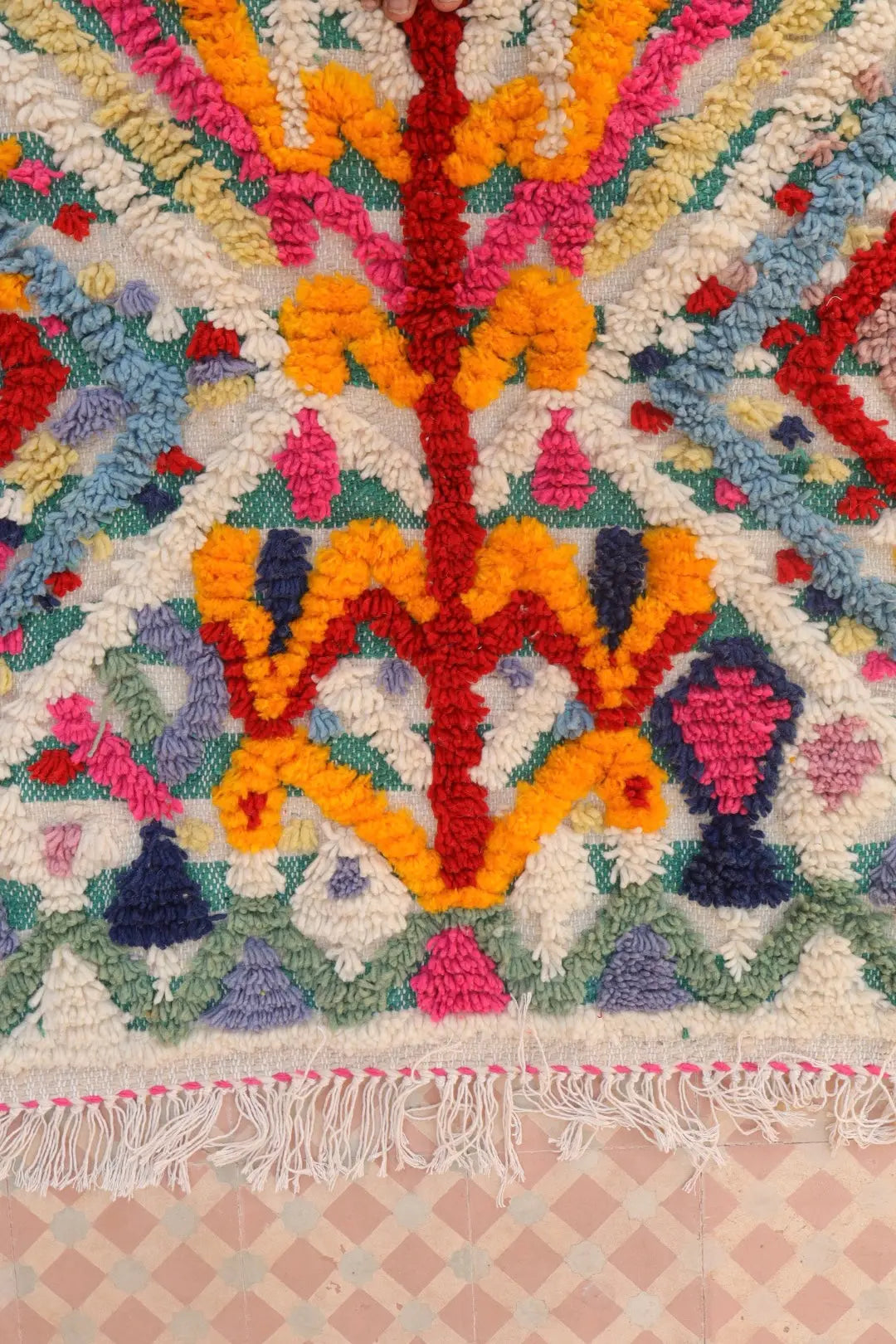 Tapis Berbère Coloré Azilal Trame et Motifs Verte-  240 x 152 cm Néda