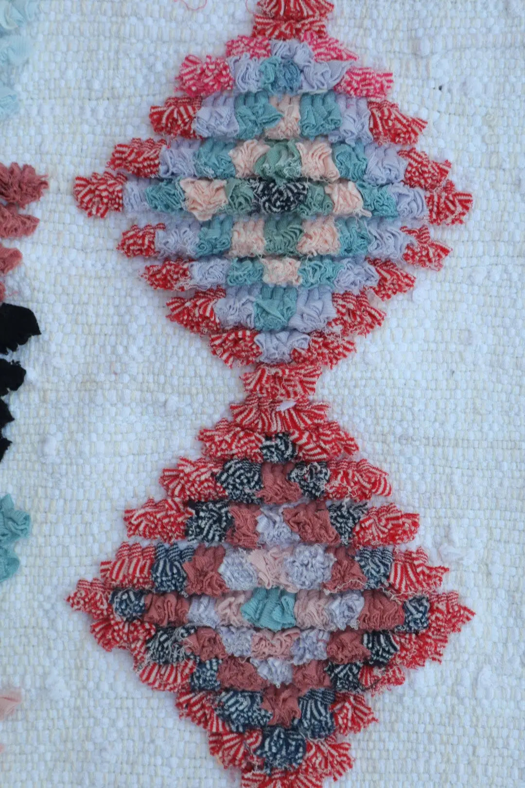 Tapis Berbère Boucherouite Coloré – Coton recyclé et lavable - 72 x 110 cm Néda