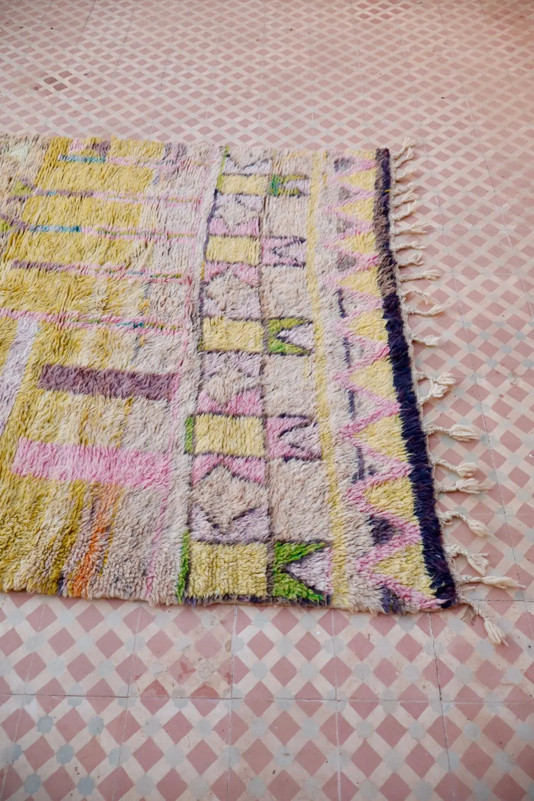 Tapis Berbère Coloré Béni Ouarain Qualité Supérieure - 249 x 169 cm Néda