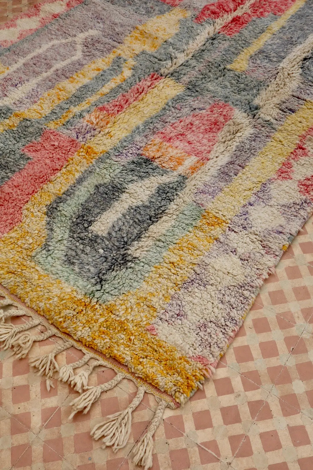 Tapis Berbère Coloré Béni Ouarain Qualité Supérieure - 247 x 163 Néda
