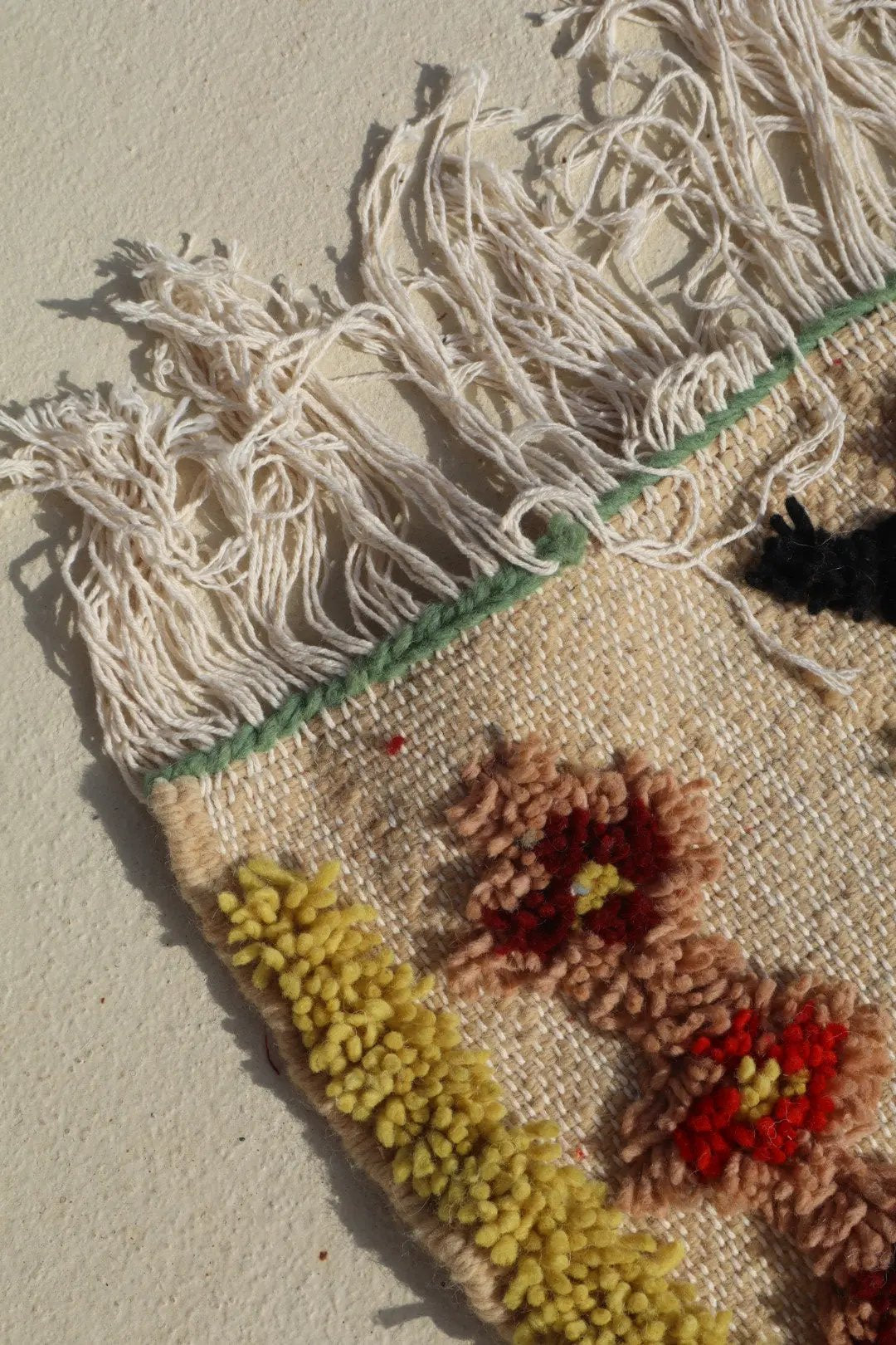 Tapis Berbère Coloré Azilal à Reliefs - 106 x 65 cm Néda