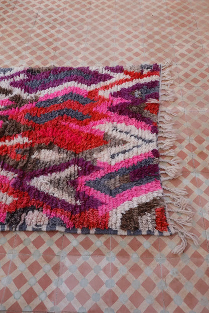 Alfombra Bereber Boujad Colorida Violeta Rosa Roja - 105 × 160 cm Néda