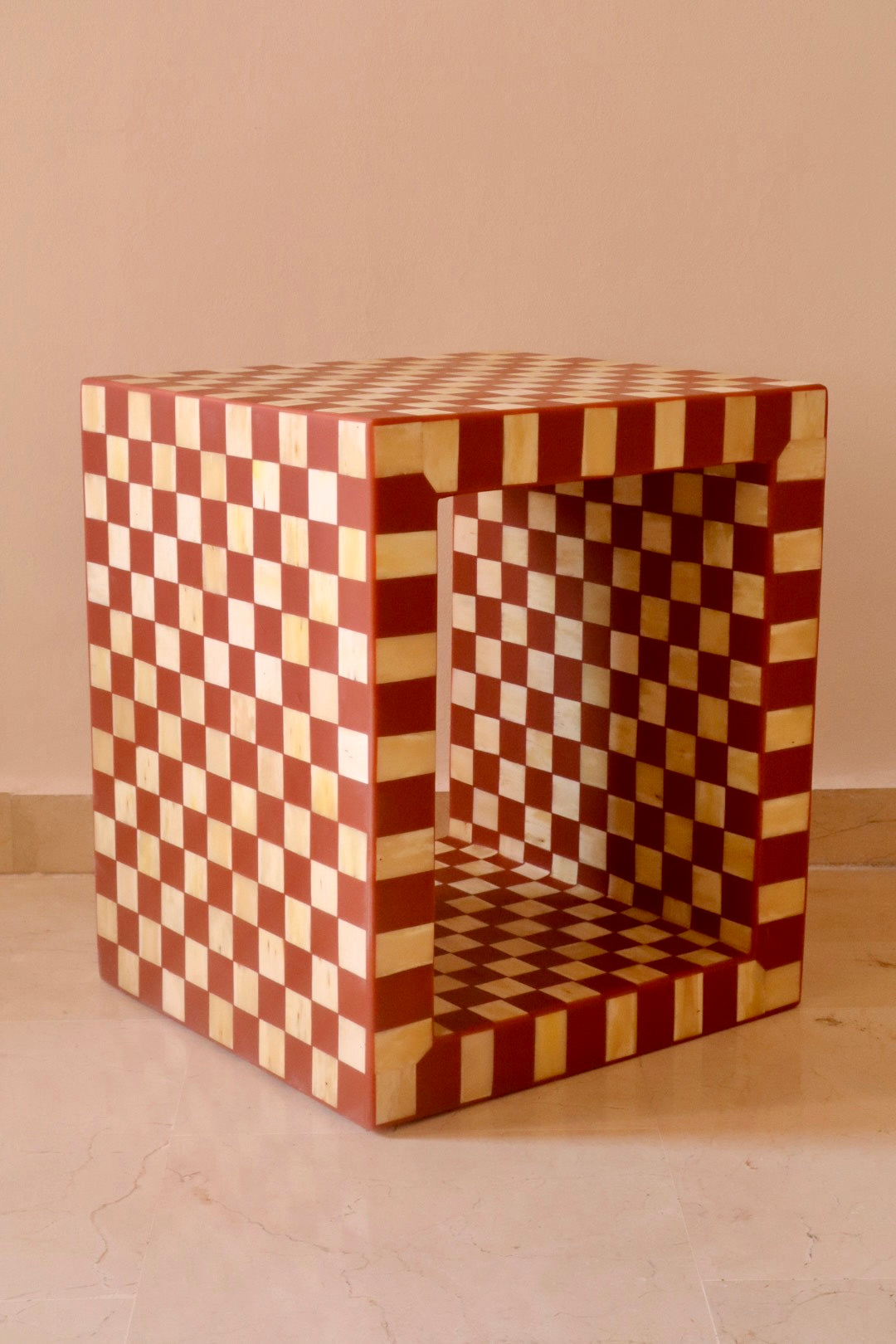 Damy Cube in Bone and Terracotta Resin - "Mat"