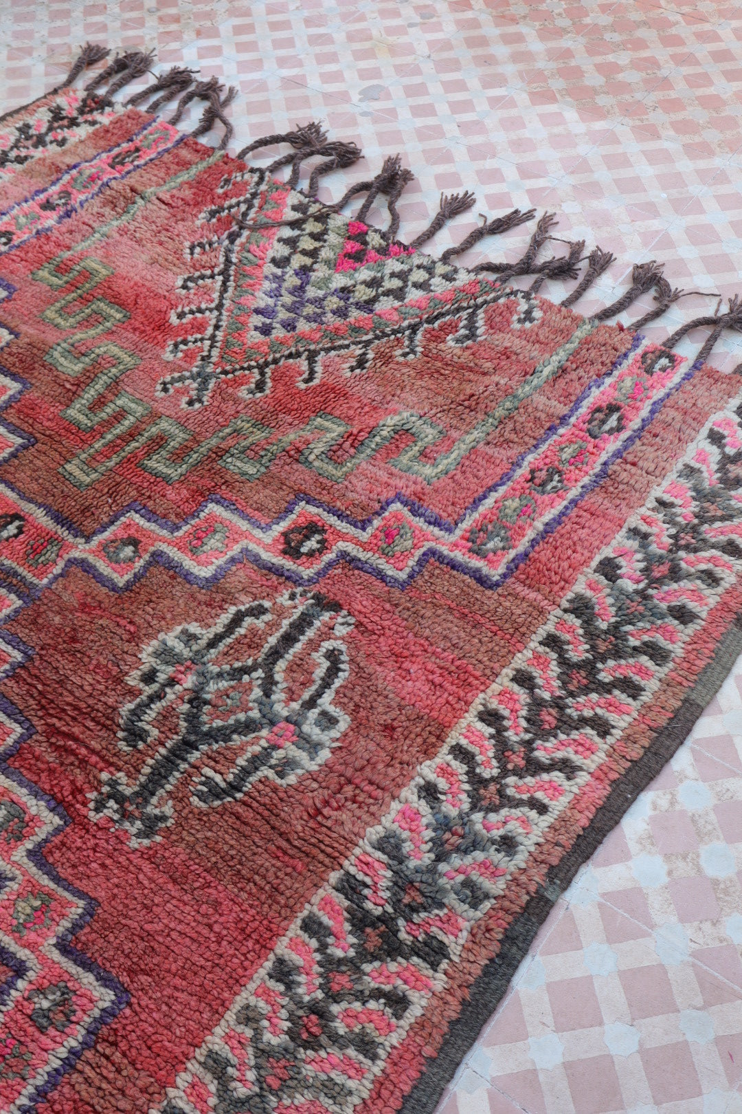 Tapis Berbère Boujaad Rose Vintage - 241 x 155 cm