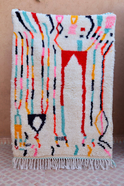 Tapis Berbère Azilal Blanc Motifs Losanges Colorés et Fluo- 149  x 104 cm Néda