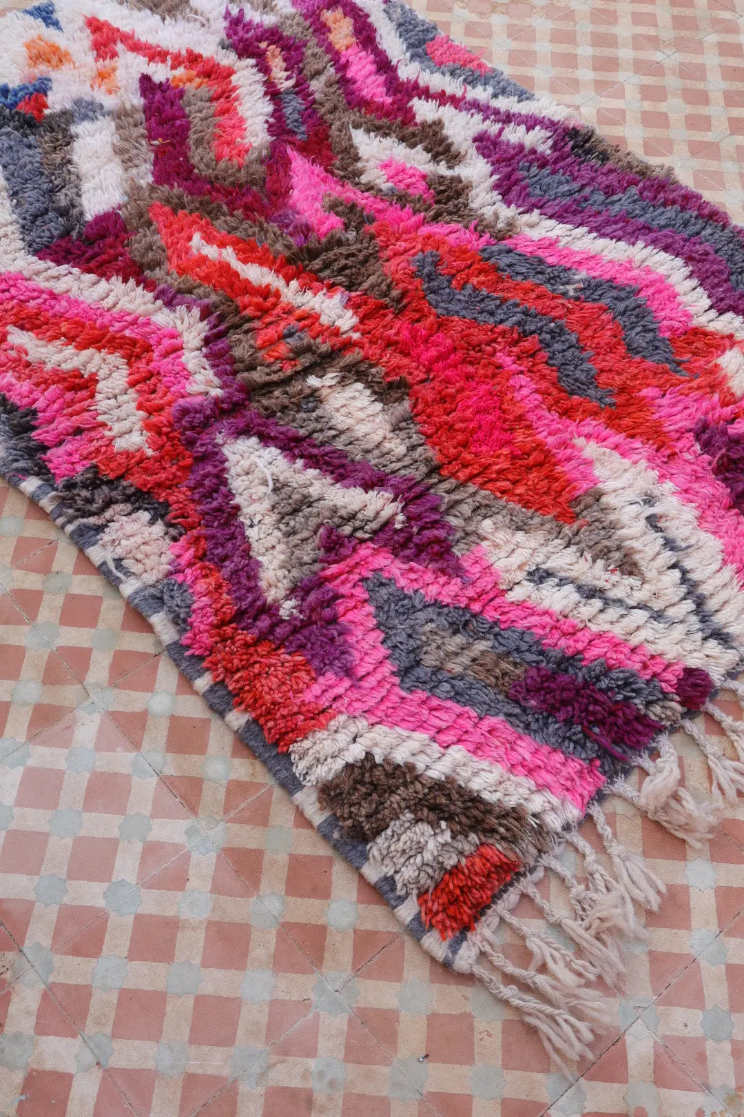 Alfombra Bereber Boujad Colorida Violeta Rosa Roja - 105 × 160 cm Néda