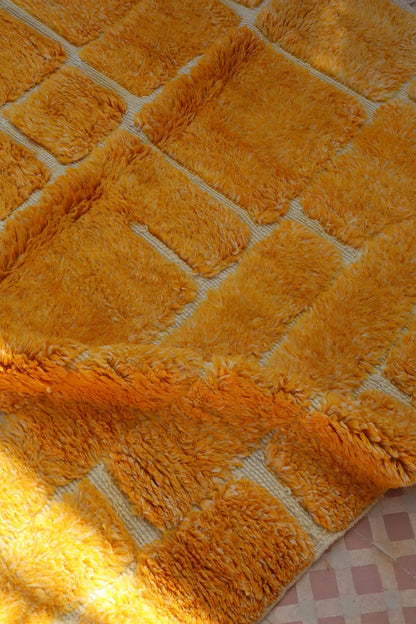 Tapis Berbère Mrirt Coloré Jaune d’Or - 287 x 178 cm Néda