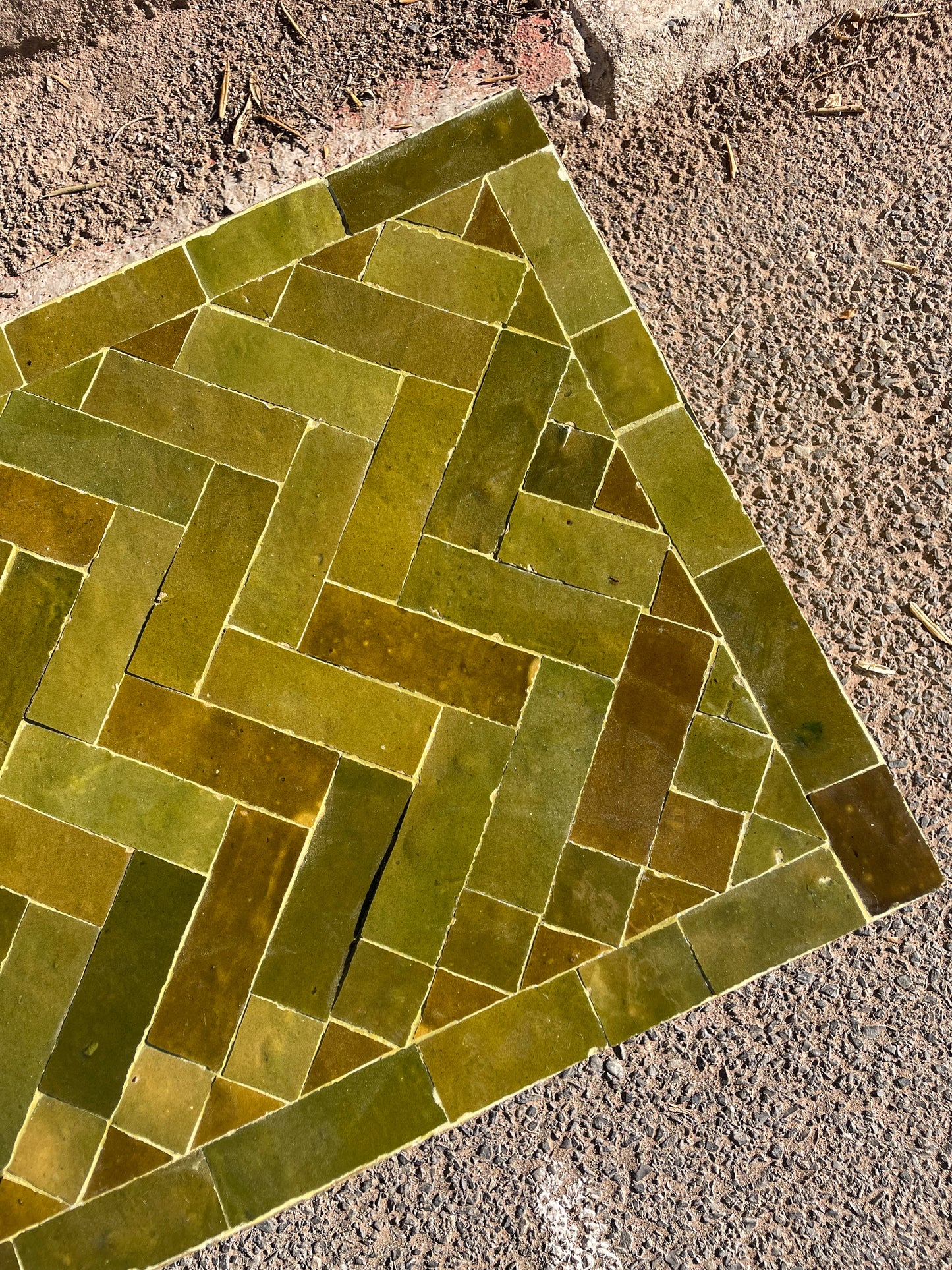 SENSE Mesa Baja Moderna Zellige Verde Oliva - 80 x 40 x 40 cm