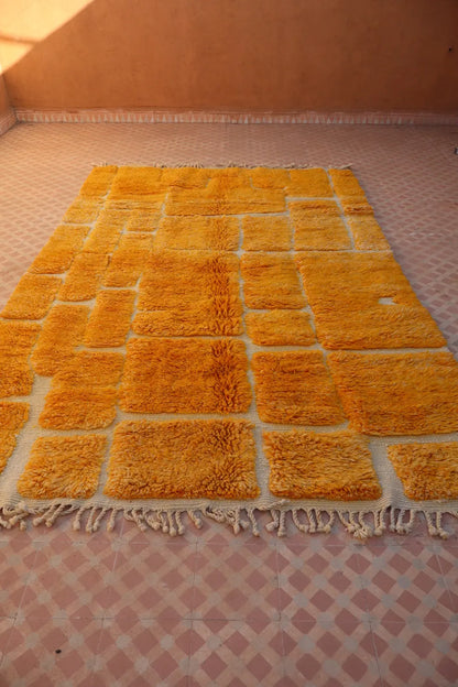 Tapis Berbère Mrirt Coloré Jaune d’Or - 287 x 178 cm Néda