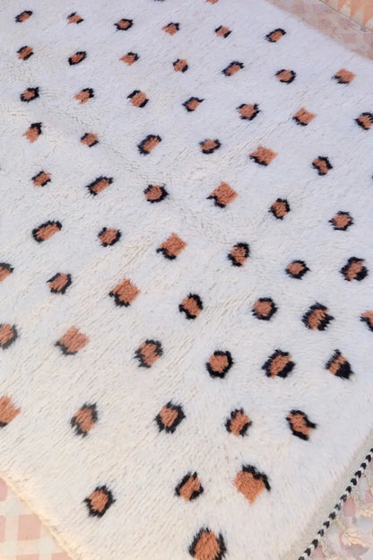 Alfombra bereber con motivos de leopardo Beni Ouarain Néda