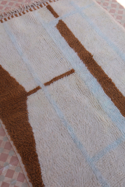 Béni Baige Berber carpet with brown and blue abstract patterns - 176 x 121 cm