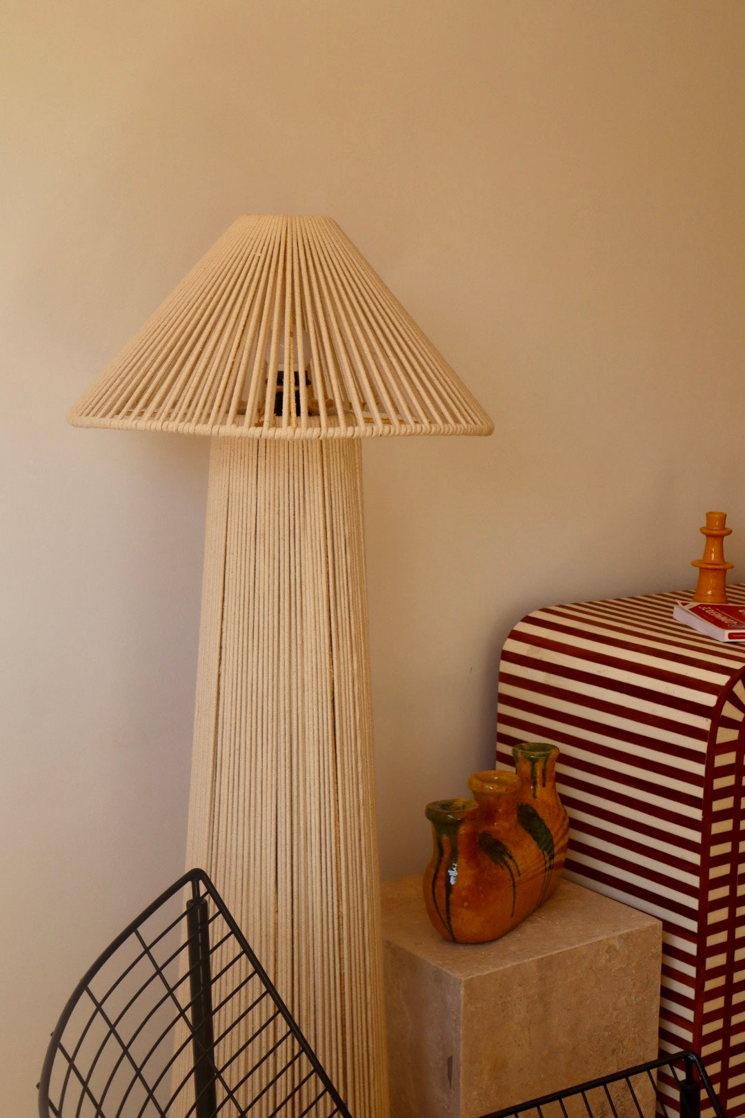 Lampadaire tendance en coton fait main bohème chic Lucie pour salon ou bureau 