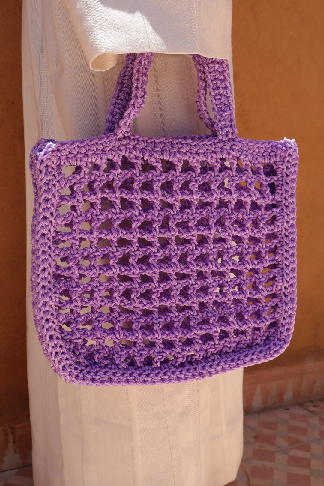 <img src="{{ 'sac-crochet-nylon-lilas.jpg' | asset_url }}" alt="Sac à main en crochet et nylon lilas tendance et stylé, fait main, idéal pour l'été et toute l'année, disponible en plusieurs coloris" title="Sac à main en crochet et nylon violet fait main">